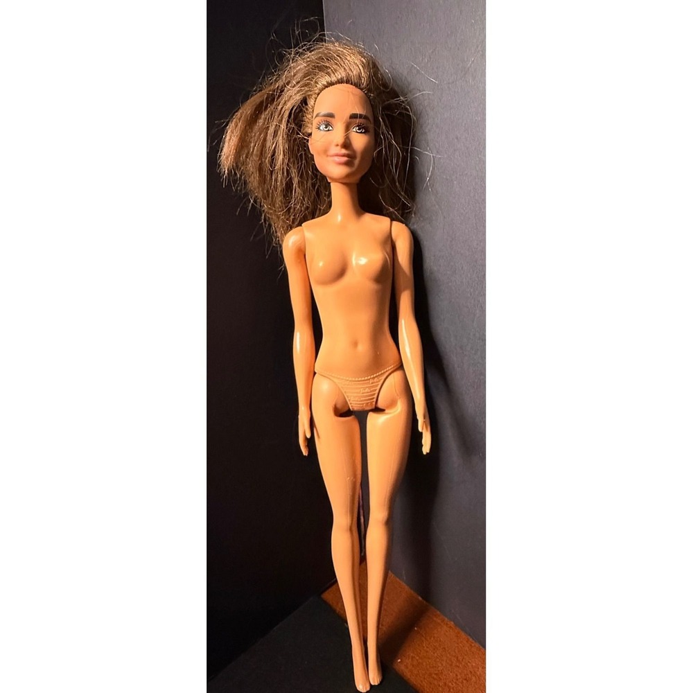Mattel Barbie Doll Brunette Dimples 2018 Head 2015 Body 1186 MJ 1 NL Indonesia